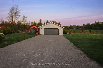 955 Macpherson Rd, Smiths Falls - Montague Twp image-0-3