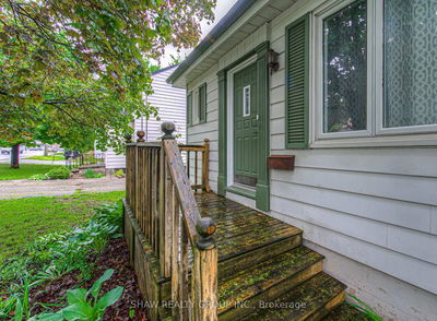 84 Cedar St, Woodstock - South image-0-2