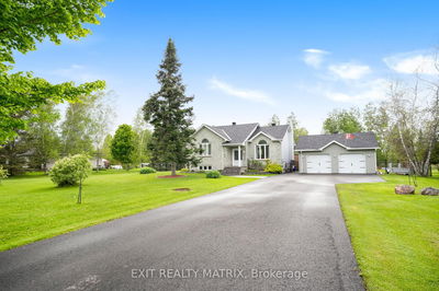 2140 Bedard St, Champlain - Champlain Twp