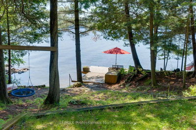 1014 REID Lane, Lake of Bays - Franklin image-0-3
