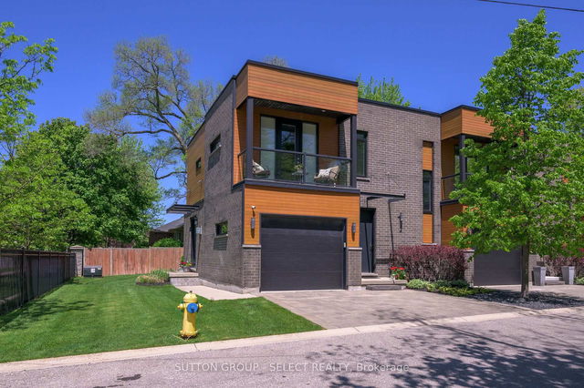 2 - 433 Hyde Park Road