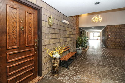 Unit #2 — 3 Paddock Wood, Peterborough East - 4 North image-0-2