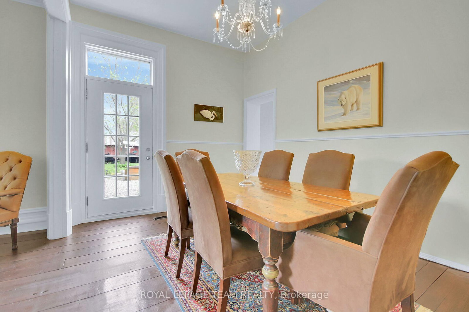 Listing Image 14