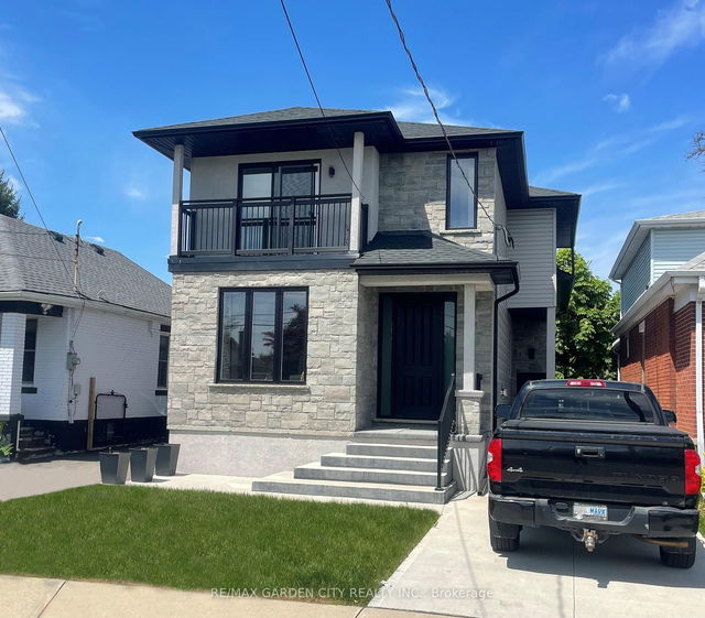 38 East 16th Street