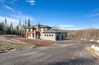1008 Napier Crt, Lake of Bays - Franklin image-0-2