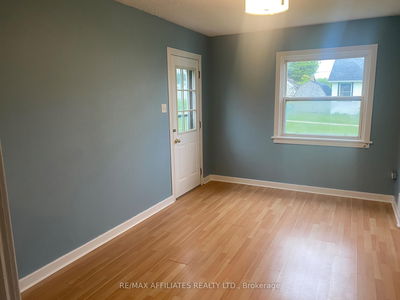 7 Mckenzie Ave, Smiths Falls - Smiths Falls image-0-4