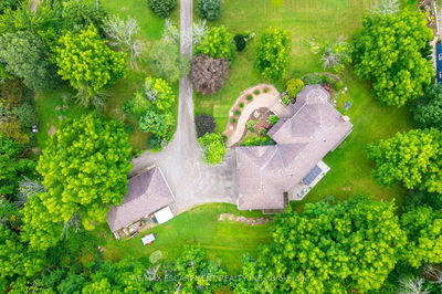 86 Ridge Rd, Grimsby - Grimsby Escarpment image-0-2