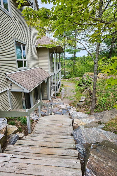 5811 Grandview Signature Dr, Huntsville - Chaffey image-0-2