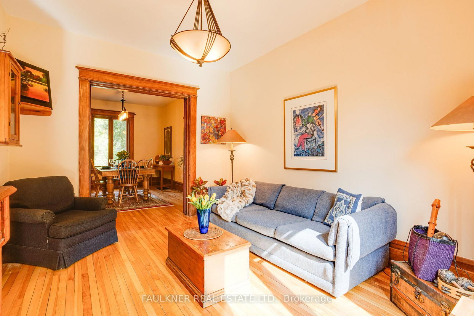 Listing Image 6