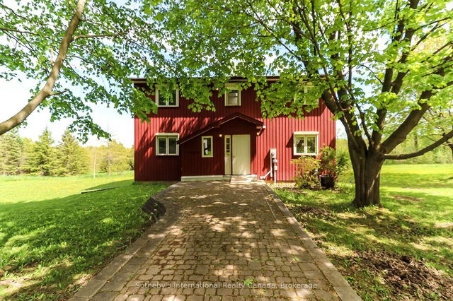 608173 12th Side Road