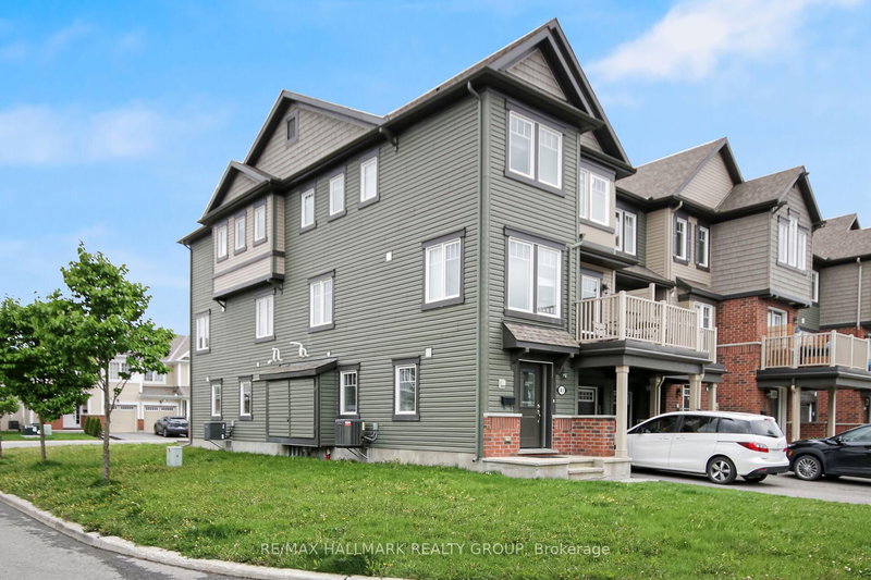 41 Maroma St, Ottawa, K4A 1A3 | Image 2