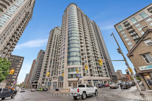 306 - 195 Besserer N/A