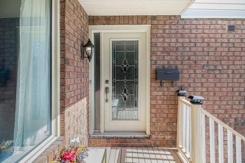 27 Briermoor Crescent