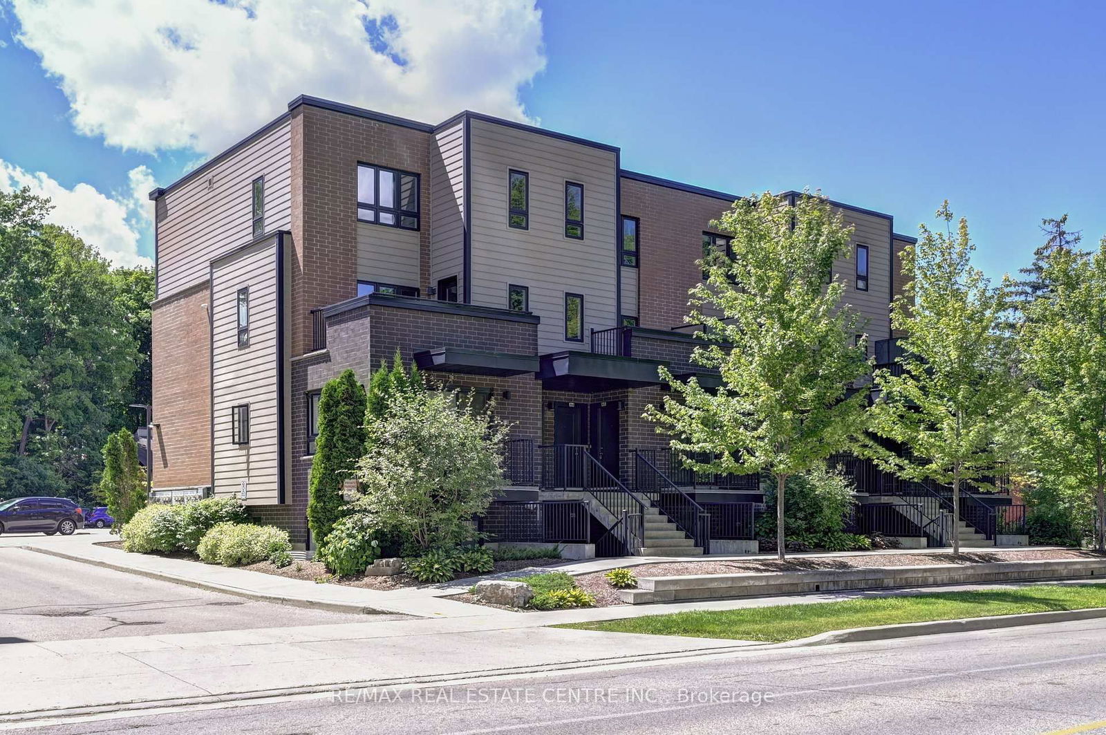 Townhouse for sale at A4-190 Century Hill Drive, Kitchener, N2E 0G9 - MLS: X12171091