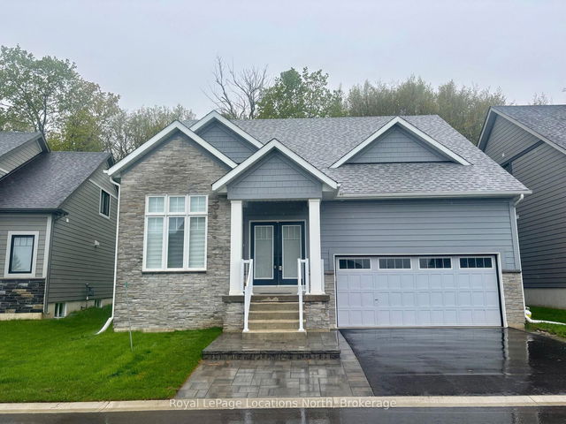 17 - 132 Schooners Lane