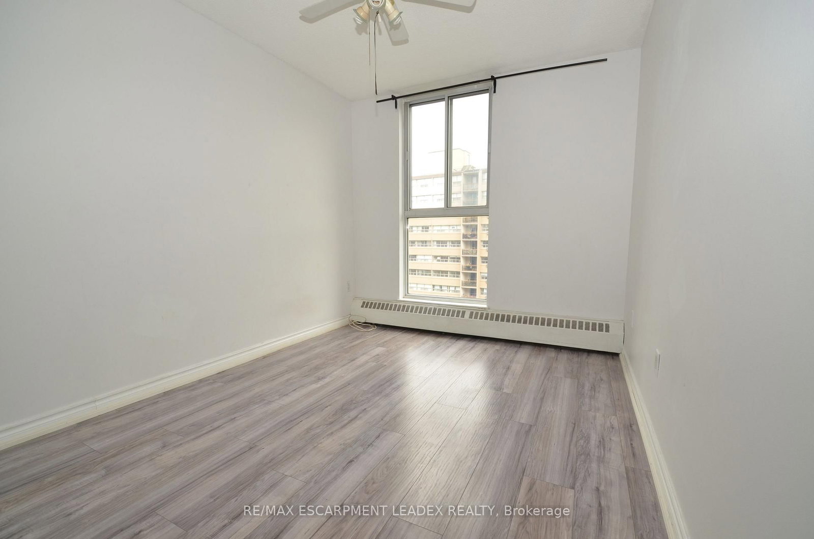 1964 Main Street W, Unit 1002 - Photo 13