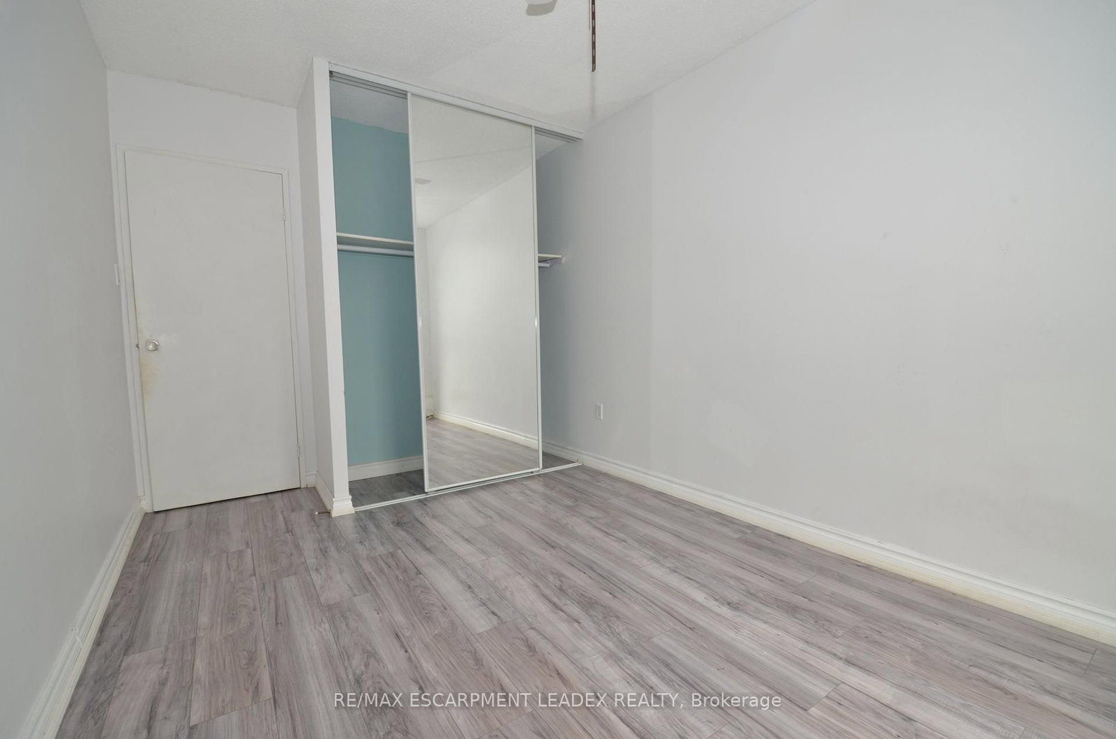 1964 Main Street W, Unit 1002 - Photo 15