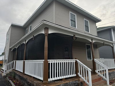 270 Alexandria Main St, North Glengarry - Alexandria image-0-2