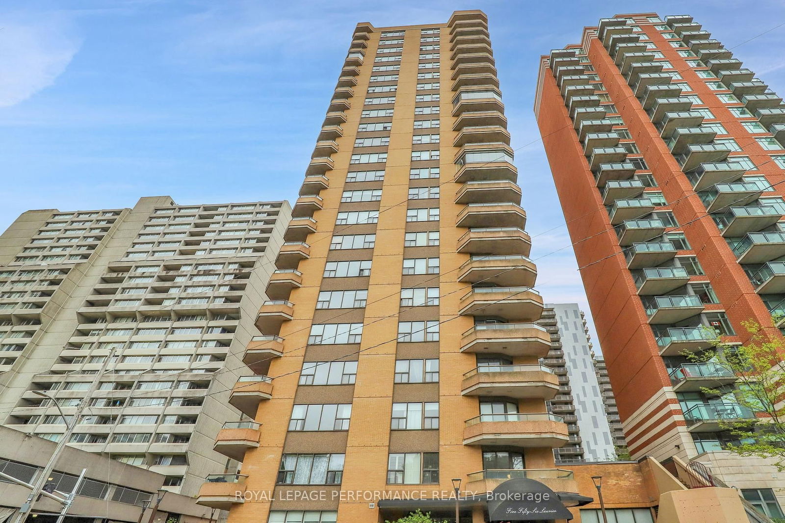 Condo for sale at 1806-556 Laurier Avenue, Ottawa, Ottawa Centre, K1R 7X2 - MLS: X12171554