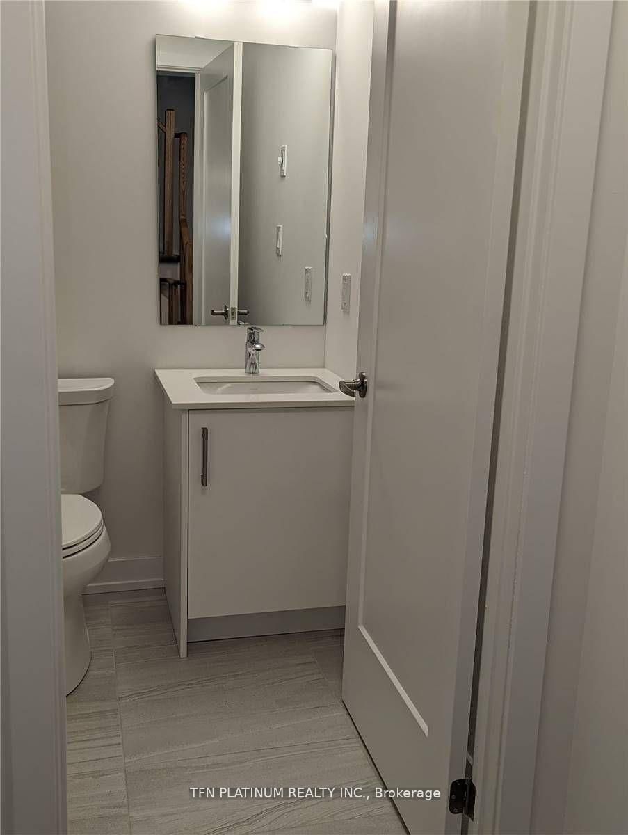 Townhouse for lease at C6-10 Palace Street, Kitchener, N2E 0J3 - MLS: X12171857
