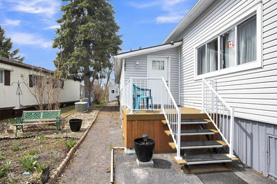 241 PARK Cres, Carleton Place - Carleton Place image-0-2