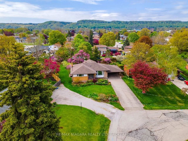 5 Almond Gardens
