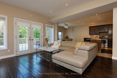 185 Thelma Ave, North Bay - Ferris image-0-1