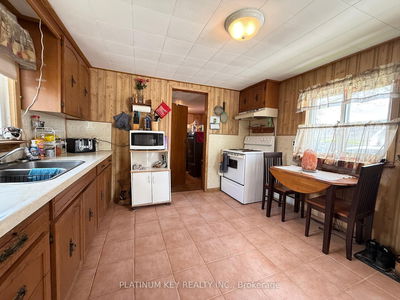 120 Blake St, Chatham-Kent - Wallaceburg image-0-4