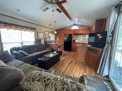Unit 51 Riverside Village — 1336 SOUTH MORRISON LAKE Rd, Gravenhurst - Wood (Gravenhurst) image-0-2