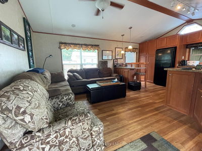 Unit 51 Riverside Village — 1336 SOUTH MORRISON LAKE Rd, Gravenhurst - Wood (Gravenhurst) image-0-3