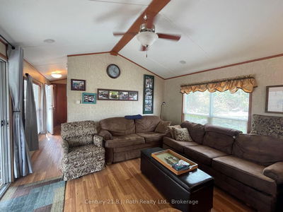 Unit 51 Riverside Village — 1336 SOUTH MORRISON LAKE Rd, Gravenhurst - Wood (Gravenhurst) image-0-4