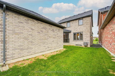 704 Whetstone Lane, Peterborough North - 1 North image-0-4