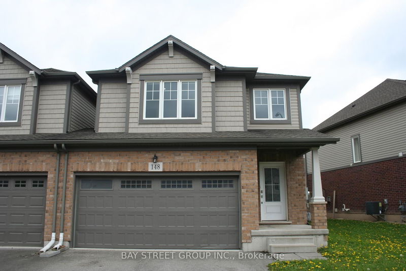 148 Winterberry Blvd, Thorold - Confederation Heights image-0-0