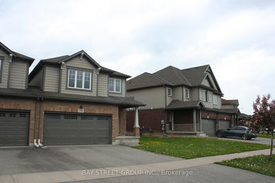 148 Winterberry Blvd, Thorold - Confederation Heights image-0-1