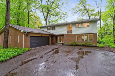 10 OAK Lane, Pelham - Fonthill image-0-2