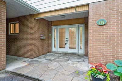 10 OAK Lane, Pelham - Fonthill image-0-4