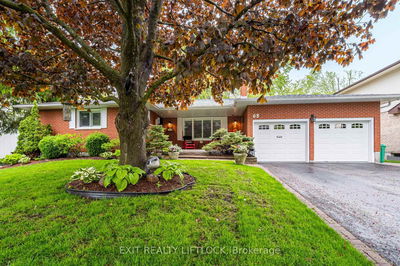 68 Champlain Cres, Peterborough North - 1 University Heights image-0-1