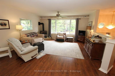 33 Tates Bay Rd, Trent Lakes - Trent Lakes image-0-4