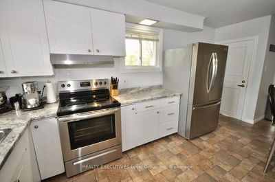 595 Metcalfe St, North Bay - Central image-0-2