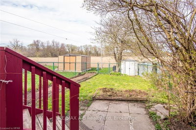 26 DICKENS Pl, Stratford - Stratford image-0-1