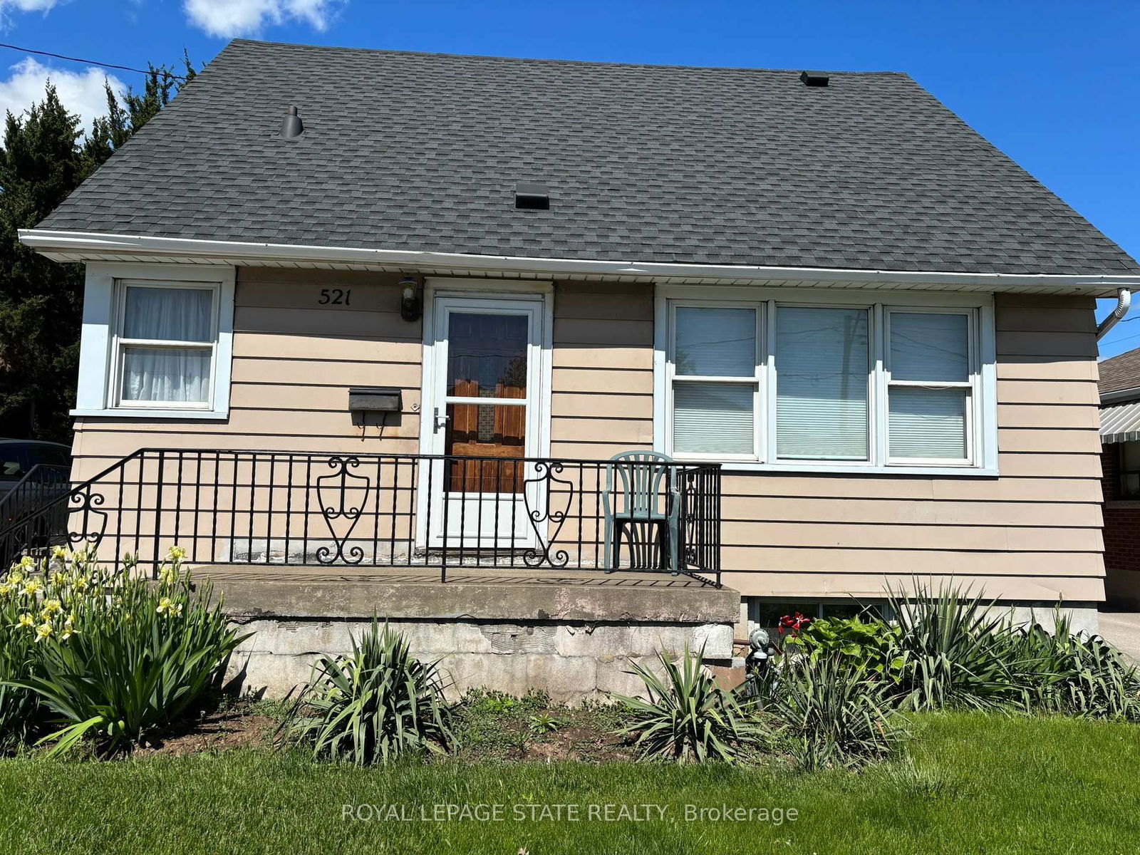 Detached House for sale at 521 Mary Street, Hamilton, North End, L8L 4X6 - MLS: X12172828