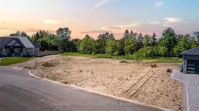 118 PHIBBS St, Lambton Shores - Forest image-0-2