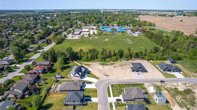 118 PHIBBS St, Lambton Shores - Forest image-0-3