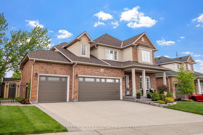 4 Golf Woods Dr, Grimsby - Grimsby East image-0-1