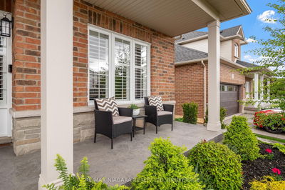 4 Golf Woods Dr, Grimsby - Grimsby East image-0-4