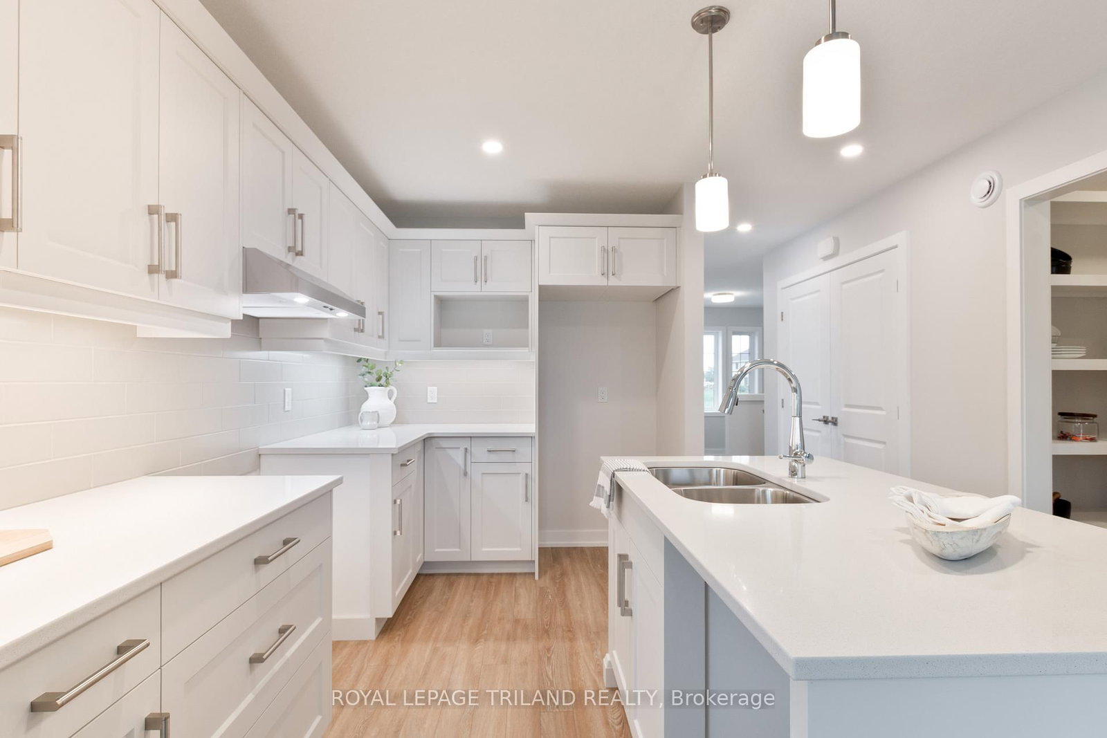 71 HARROW Lane • St. Thomas, ON photo 8