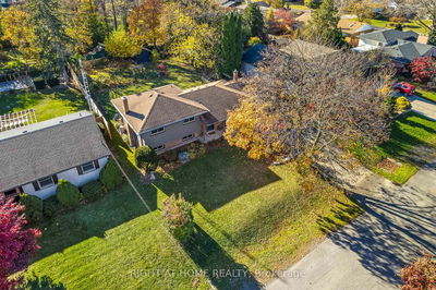 306 Centre St, Niagara-on-the-Lake - Town image-0-4