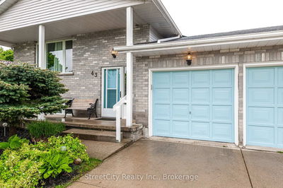43 Freeland Dr, Stratford - Stratford image-0-2