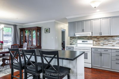 43 Freeland Dr, Stratford - Stratford image-0-3