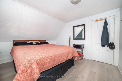221 Renfrew St, Pembroke - Pembroke image-0-4